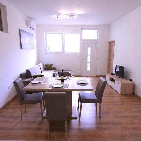 Apartman Darija Podstrana Eksteriør bilde
